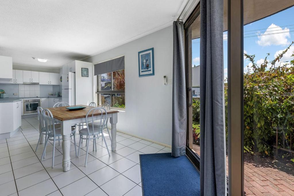 Kalua Holiday Apartments Maroochydore Exteriör bild
